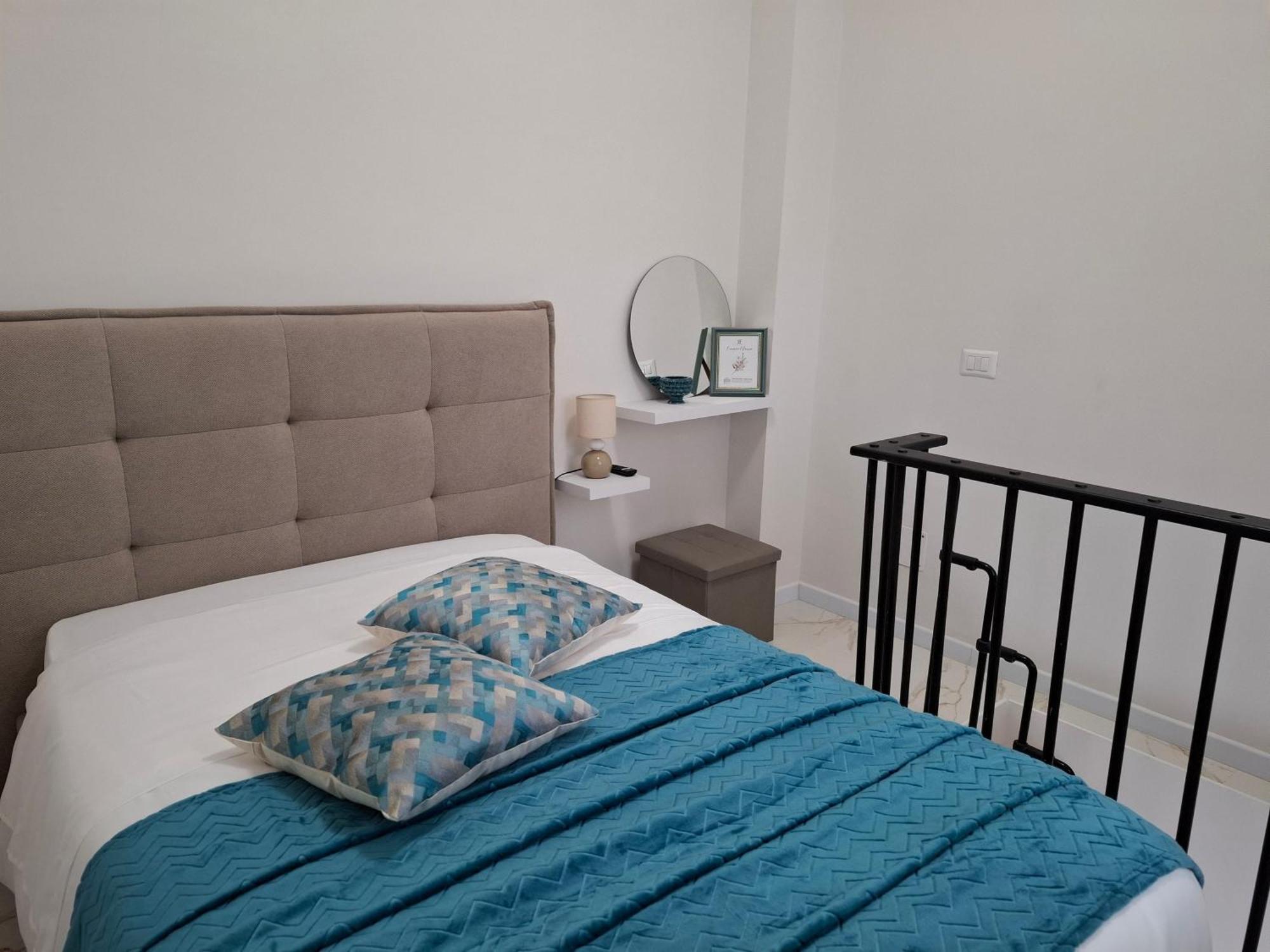 Mariam Royal Apartment & Rooms Reggio Calabria Exterior photo